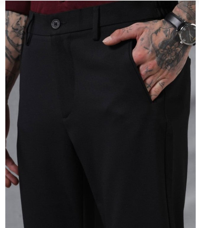 Men Slim Fit Regular Trousers & Spread Collar Casual Shirt